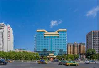 中级保姆一个月多少钱